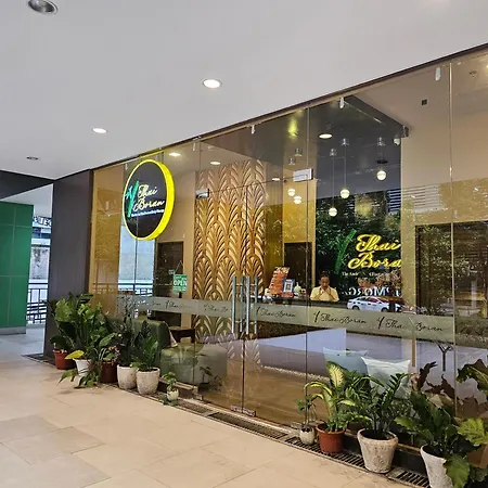 D\' Clark\'S Haven In Cebu It Park, T2-21