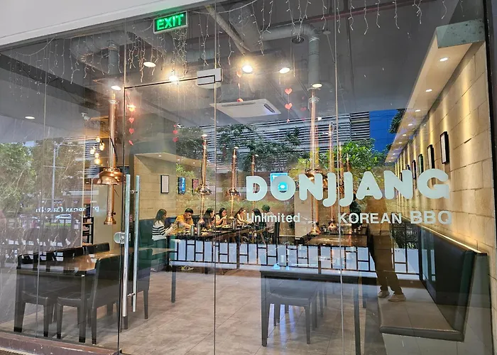 D' Clark's Haven In It Park, T2-21 Cebu