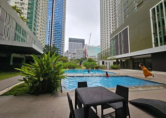 D' Clark's Haven In It Park, T2-21 Cebu