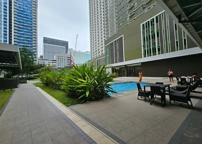 D' Clark's Haven In It Park, T2-21 Cebu